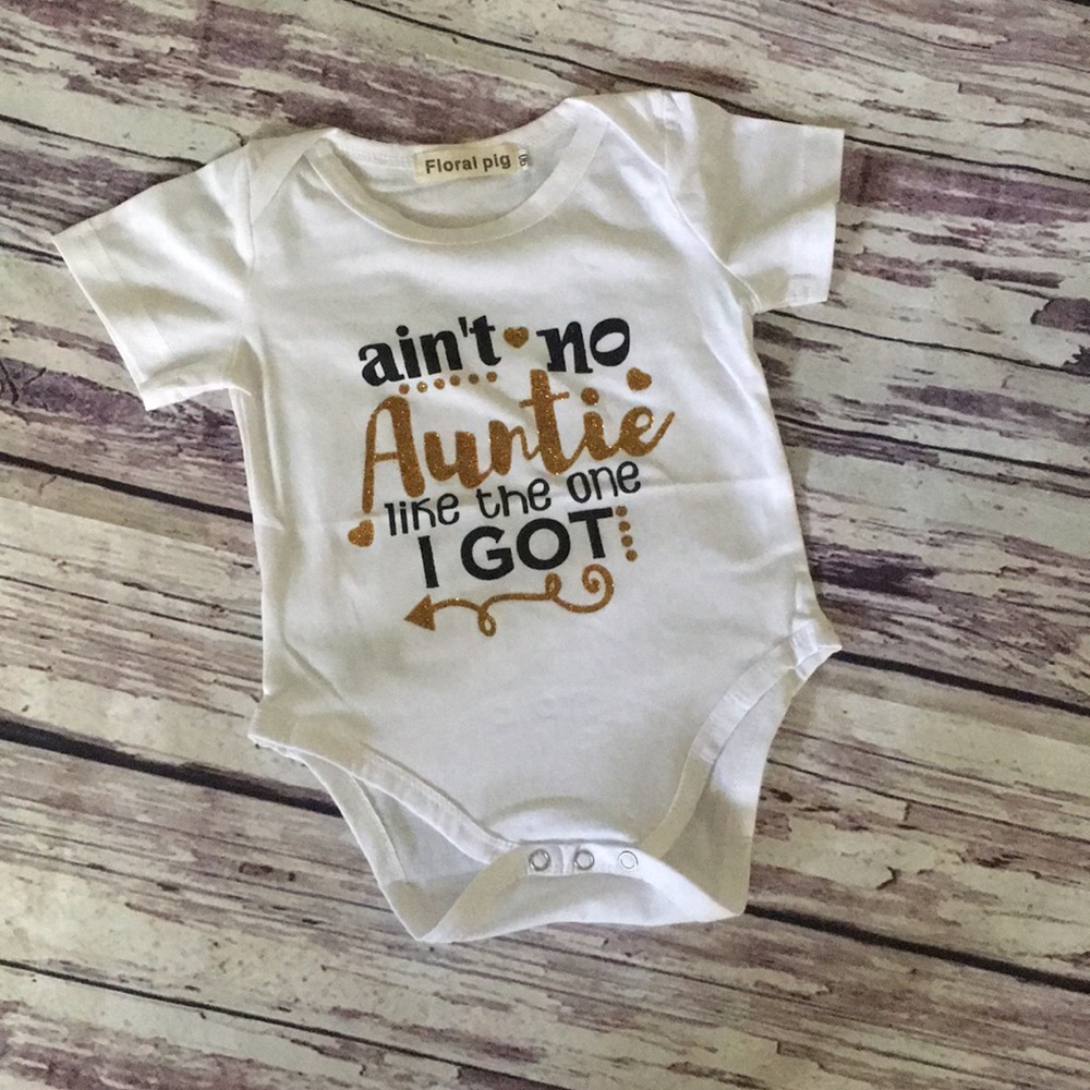 Ain’t no Auntie like the one I got. - Picture 1 of 1
